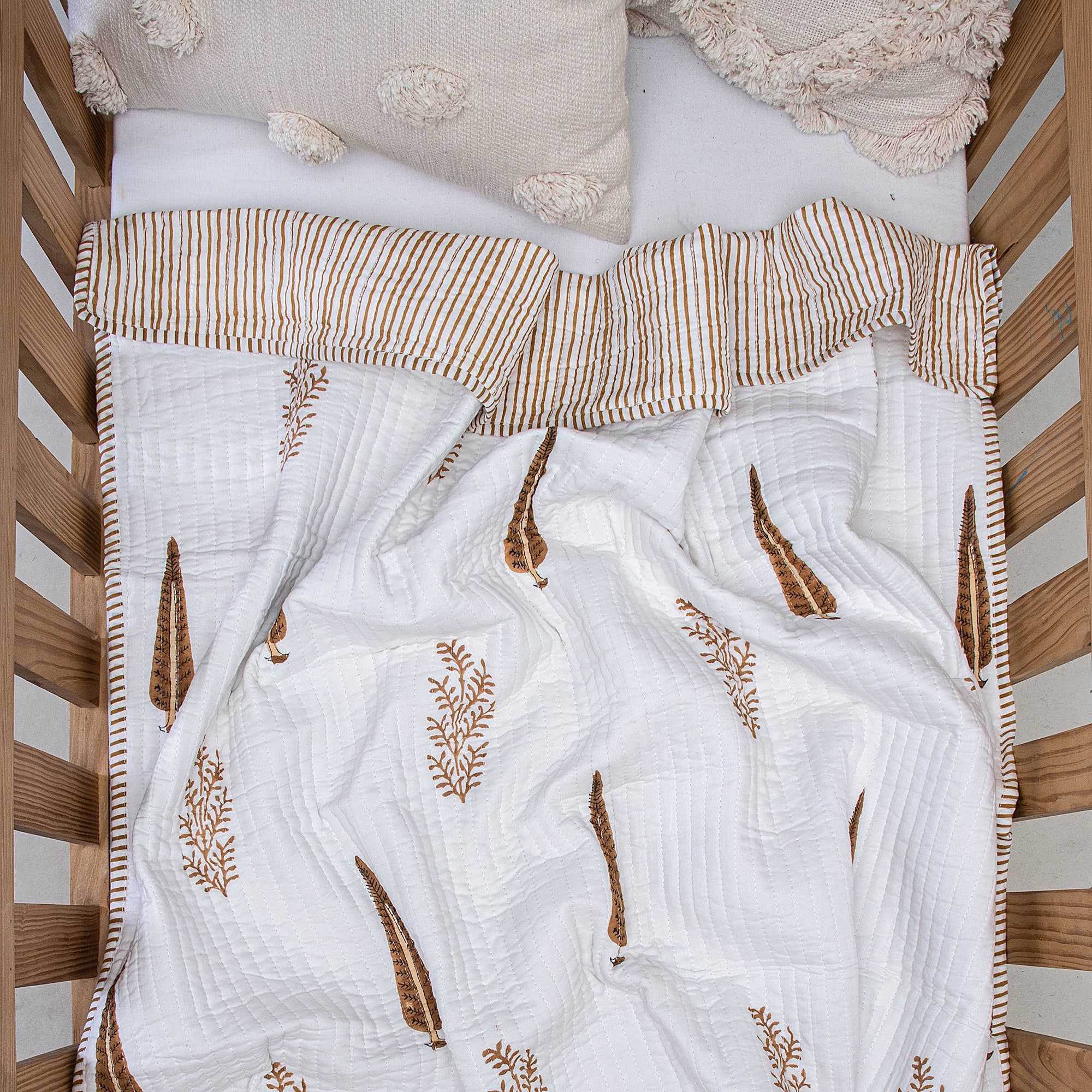 Reversible Brown Leaf Printed Cotton Soft Baby Blankets 127